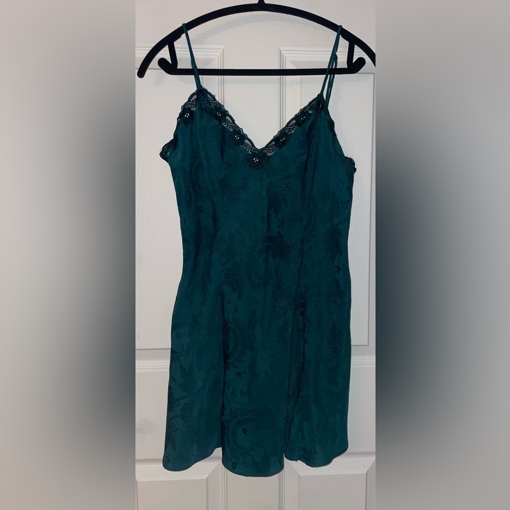 Vintage Victoria's Secret Teal damask with Lace Detail Nighty Medium - Picture 2 of 5